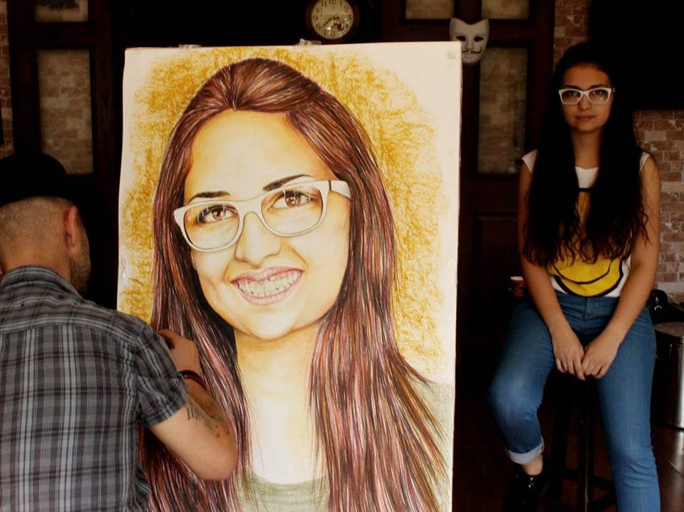 pastel yağlıboya portre istanbul karikatür portre karakalem istanbul yapan yerler Yağlıboya portre hediye anahtarlık - Sanatsal Hediyeler kadıköy bağdat caddesi ümraniye karakalem 15